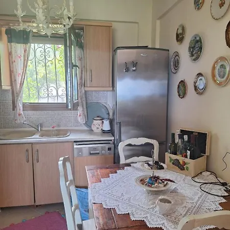 Holiday home πανοραμικο θέατρο